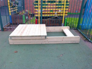 sliding top sand box complete with engraved logo